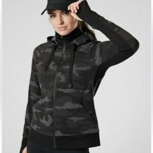 Athleta Triumph Black/Gray Printed Camo Full Zip Hoodie Jacket